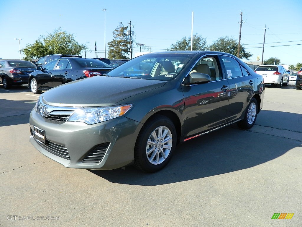 2012 Camry LE - Cypress Green Pearl / Ivory photo #1