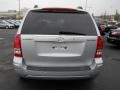 2007 Stardust Silver Hyundai Entourage GLS  photo #5