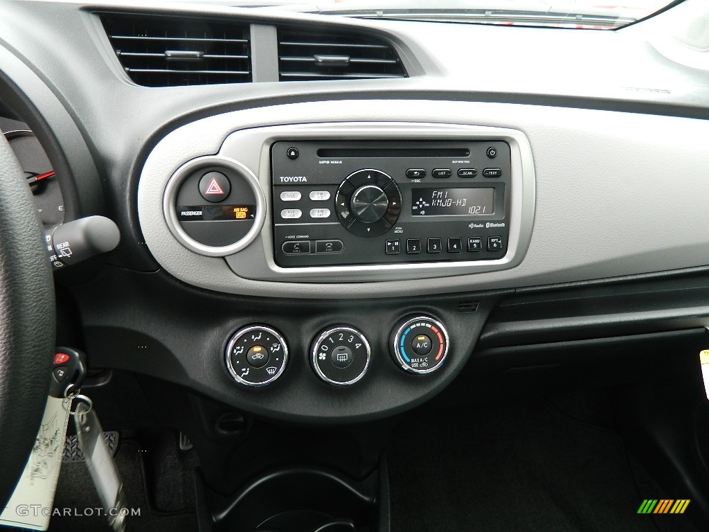 2012 Toyota Yaris LE 5 Door Controls Photo #58349936