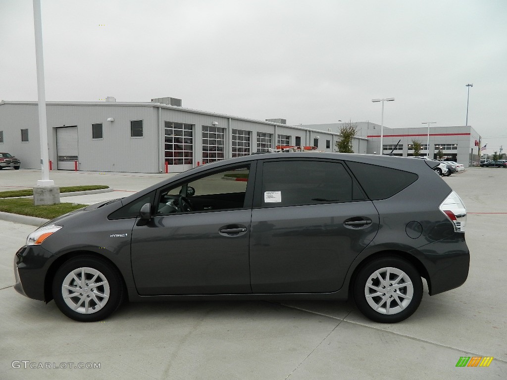 2012 Prius v Three Hybrid - Magnetic Gray Metallic / Dark Gray photo #8