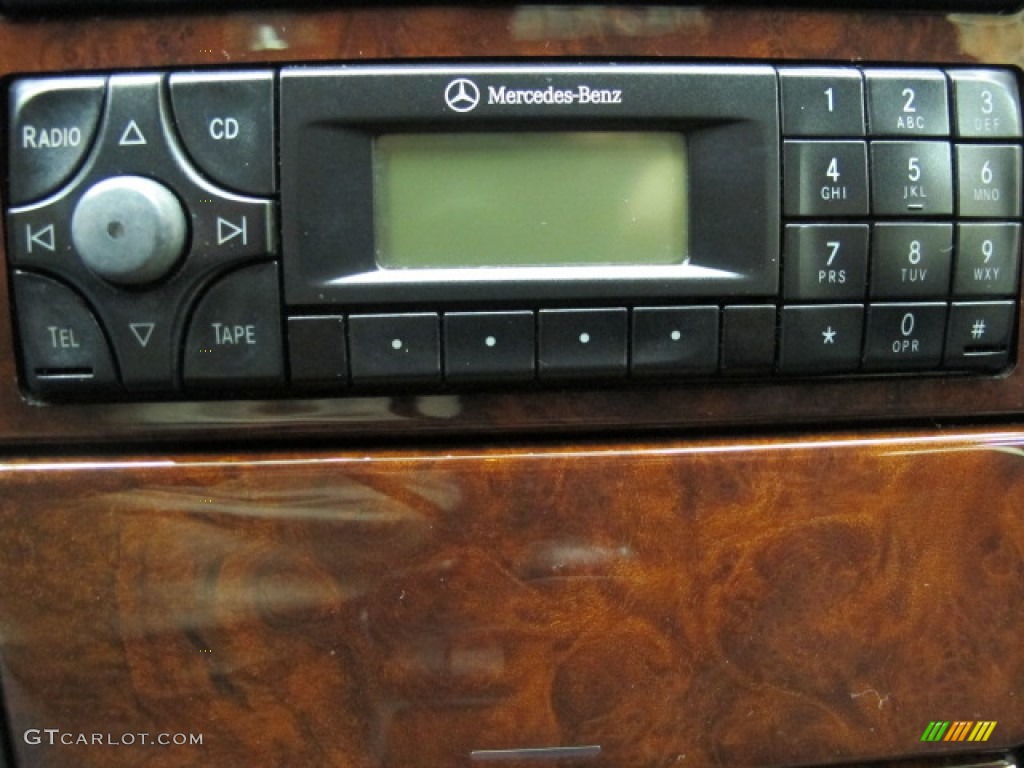 2002 Mercedes-Benz E 320 4Matic Wagon Audio System Photo #58352104