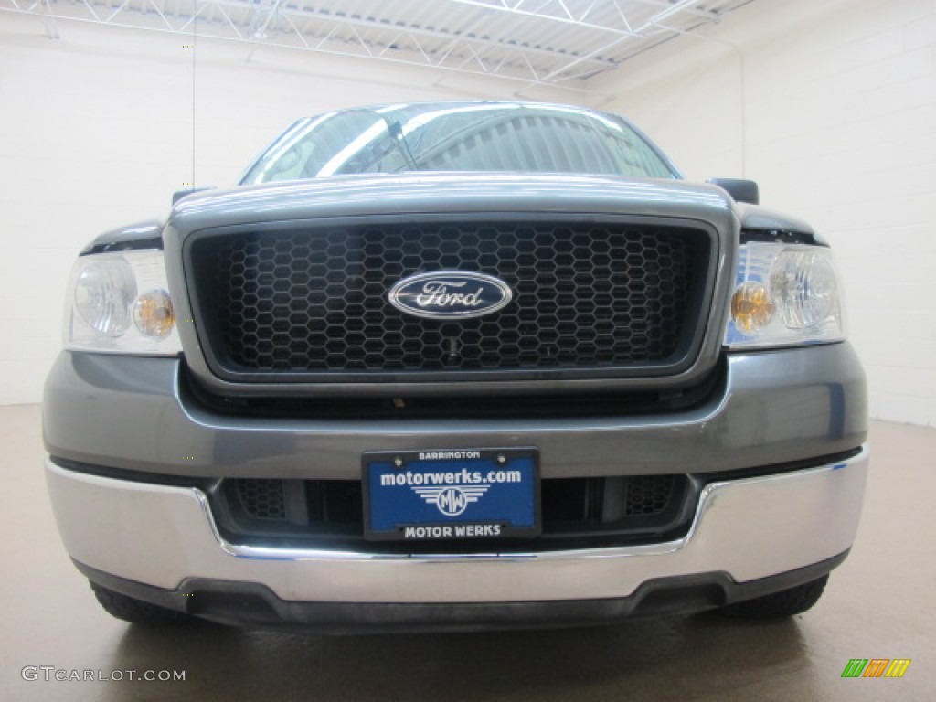 2004 F150 XLT SuperCab - Dark Shadow Grey Metallic / Tan photo #3