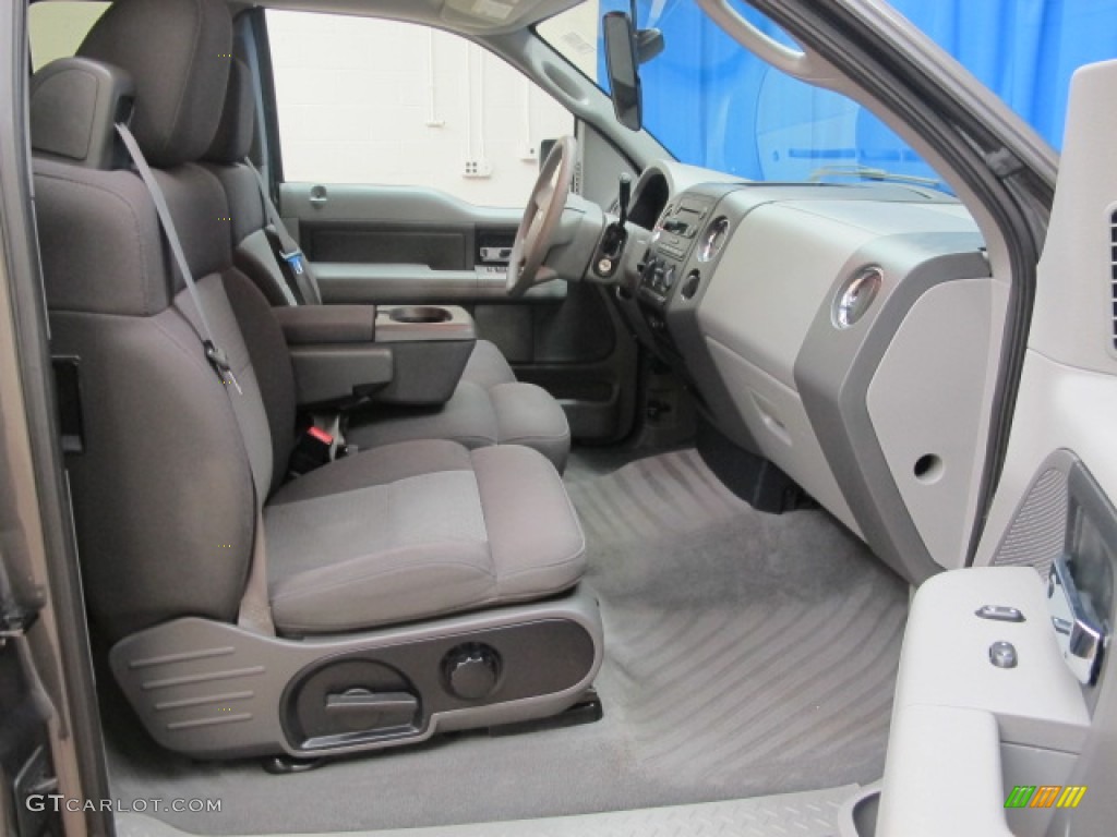 2004 F150 XLT SuperCab - Dark Shadow Grey Metallic / Tan photo #24