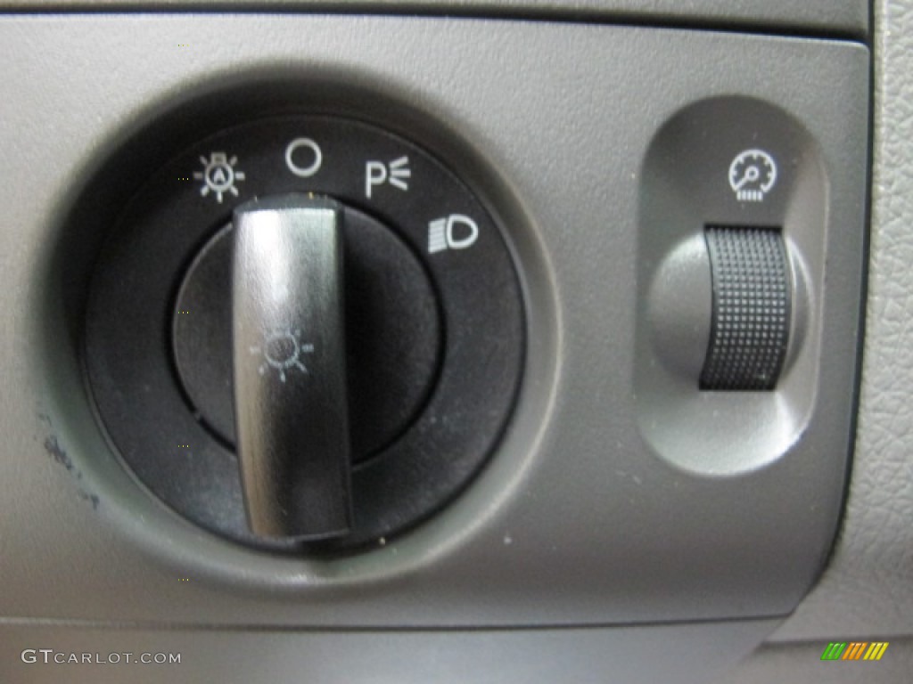 2004 F150 XLT SuperCab - Dark Shadow Grey Metallic / Tan photo #36