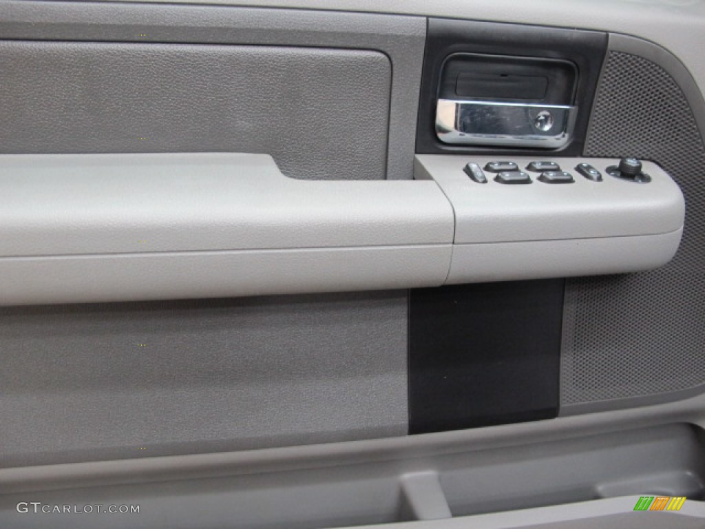 2004 F150 XLT SuperCab - Dark Shadow Grey Metallic / Tan photo #38