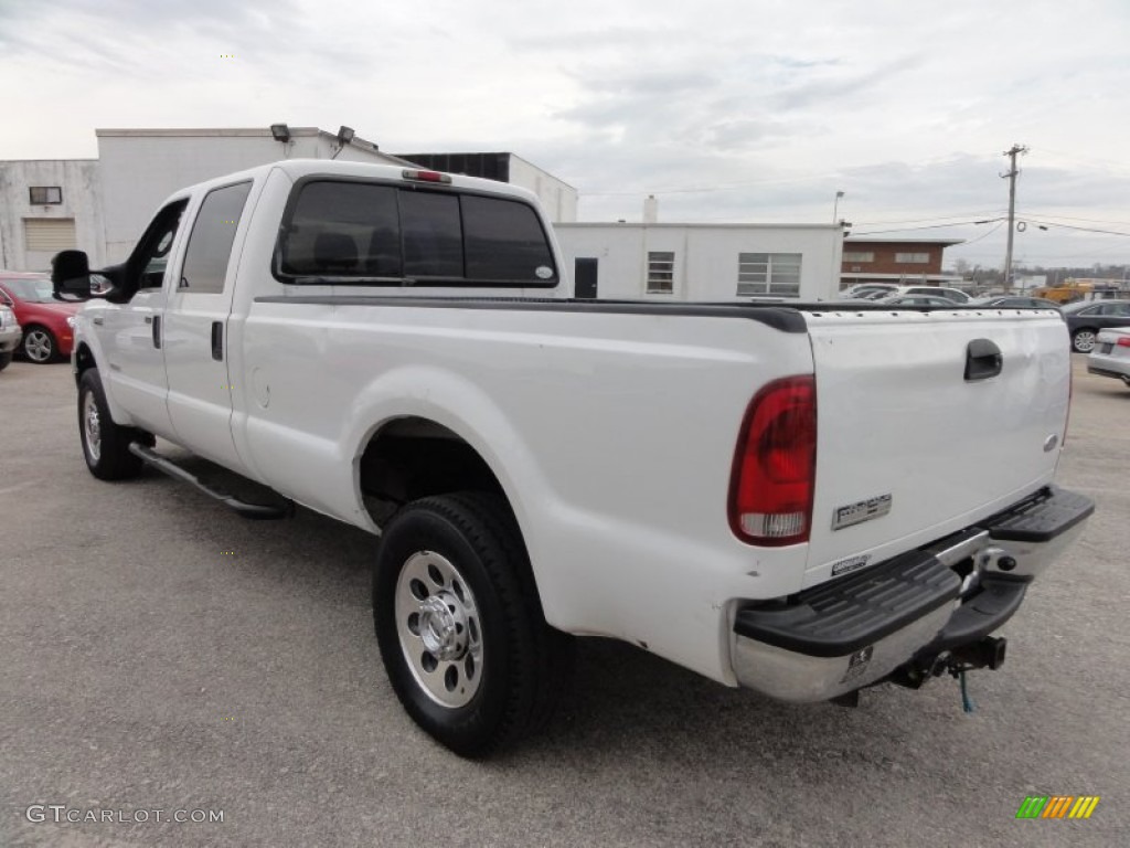 2005 F350 Super Duty XLT Crew Cab 4x4 - Oxford White / Medium Flint photo #10