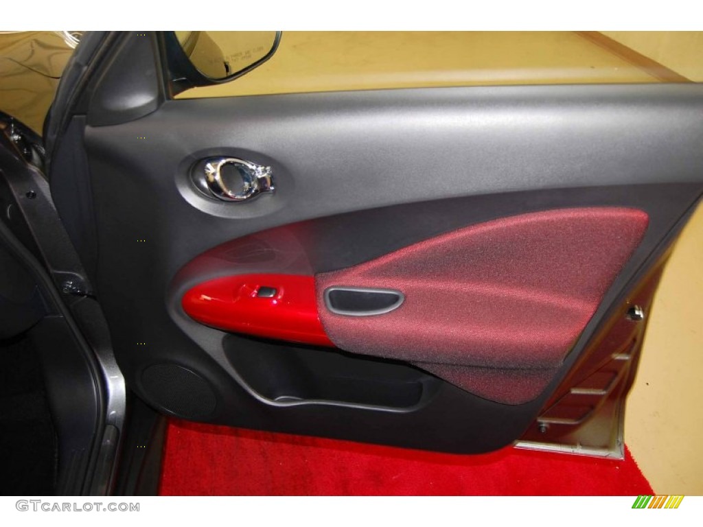 2011 Nissan Juke SL Black/Red w/Red Trim Door Panel Photo #58360344