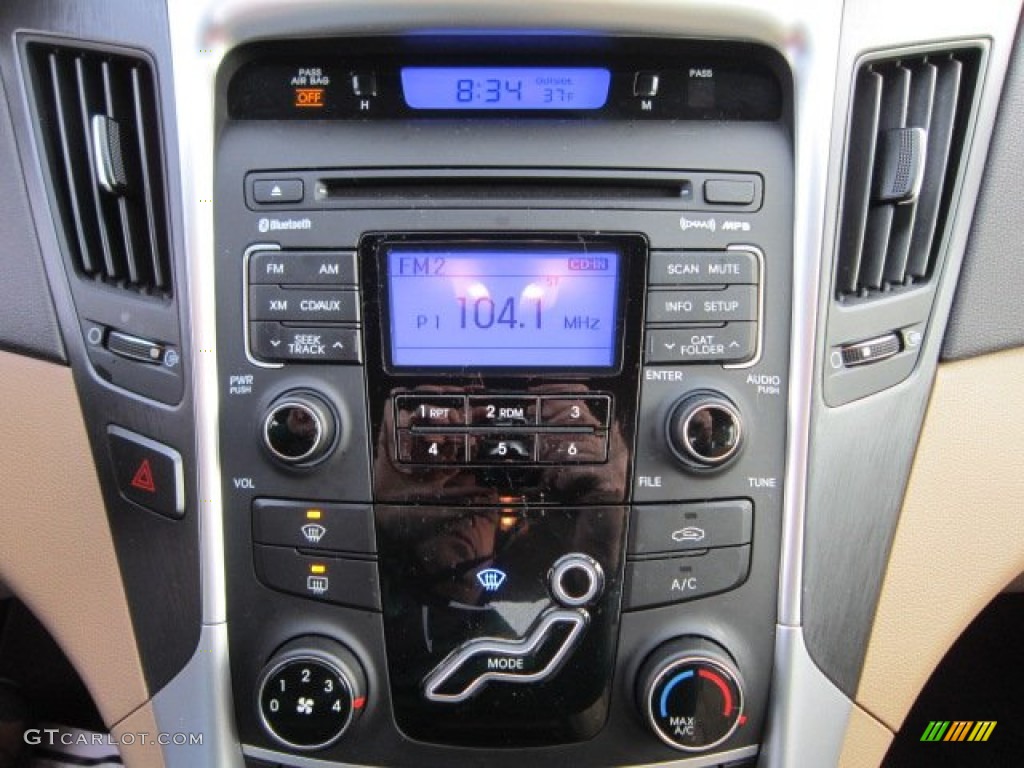 2011 Hyundai Sonata GLS Controls Photo #58367262