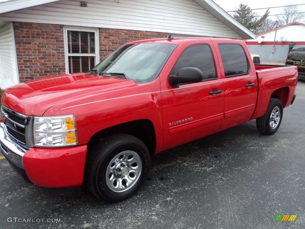 2010 Silverado 1500 LS Crew Cab - Victory Red / Dark Titanium photo #19