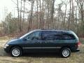 Shale Green Metallic - Town & Country LXi Photo No. 4