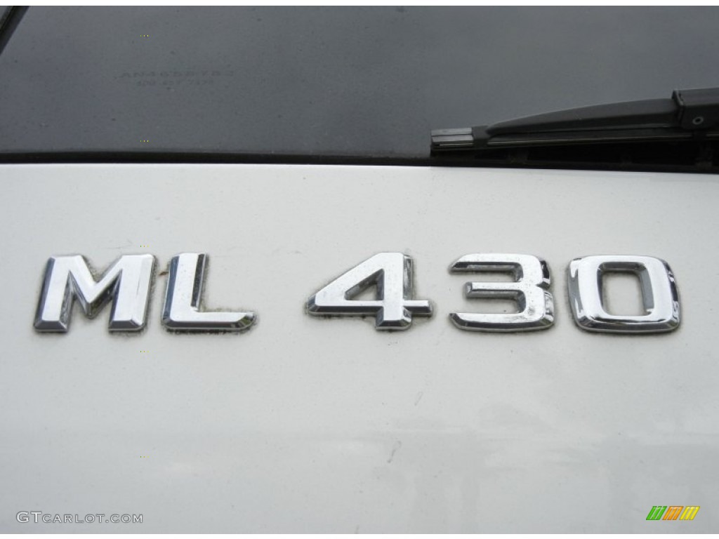 2001 Mercedes-Benz ML 430 4Matic Marks and Logos Photos