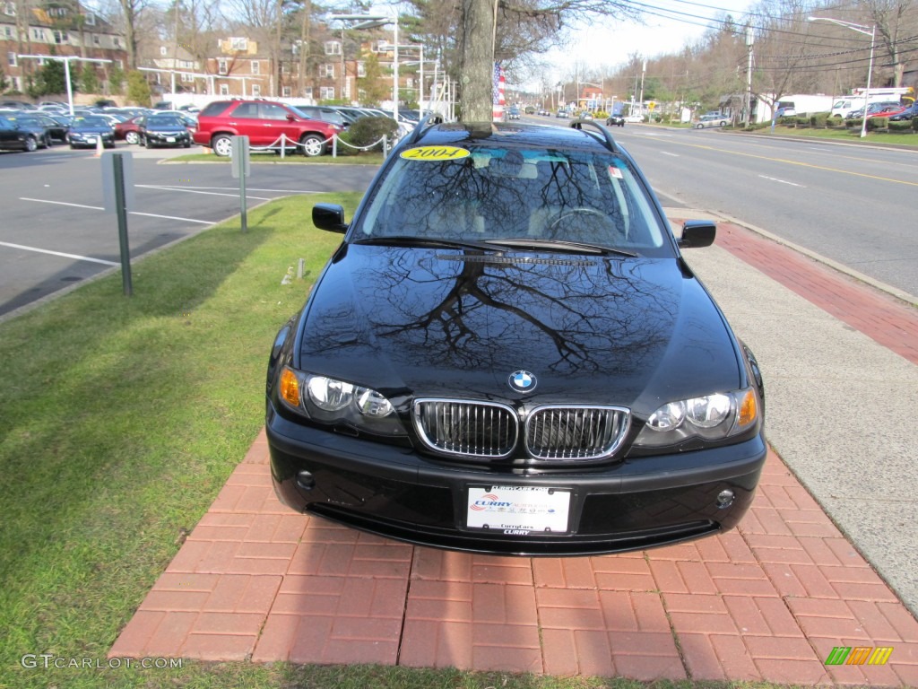 2004 3 Series 325xi Wagon - Black Sapphire Metallic / Black photo #2