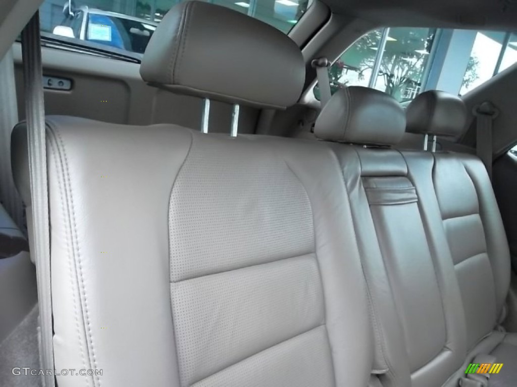 2004 MDX Touring - Aspen White Pearl / Saddle photo #25