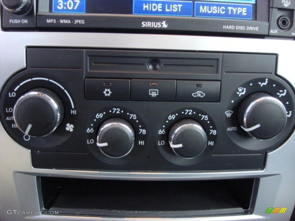 2010 Dodge Charger R/T Controls Photo #58377453