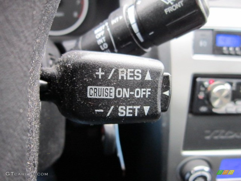 2008 Hyundai Tiburon GT Controls Photo #58378118