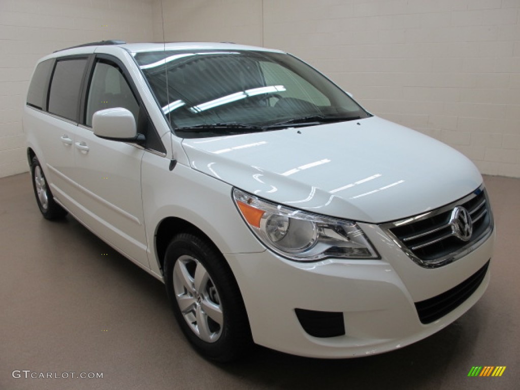 Calla Lily White Volkswagen Routan