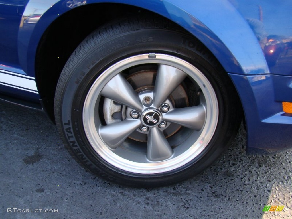 2006 Mustang V6 Premium Coupe - Vista Blue Metallic / Light Graphite photo #28