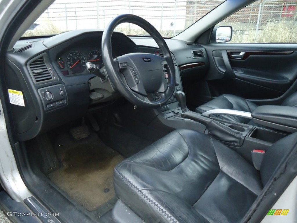 Graphite Interior 2001 Volvo V70 XC AWD Photo #58380114