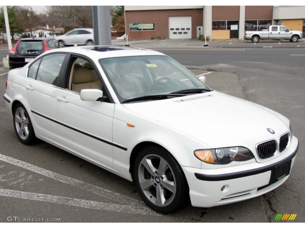 2005 3 Series 330i Sedan - Alpine White / Sand photo #3