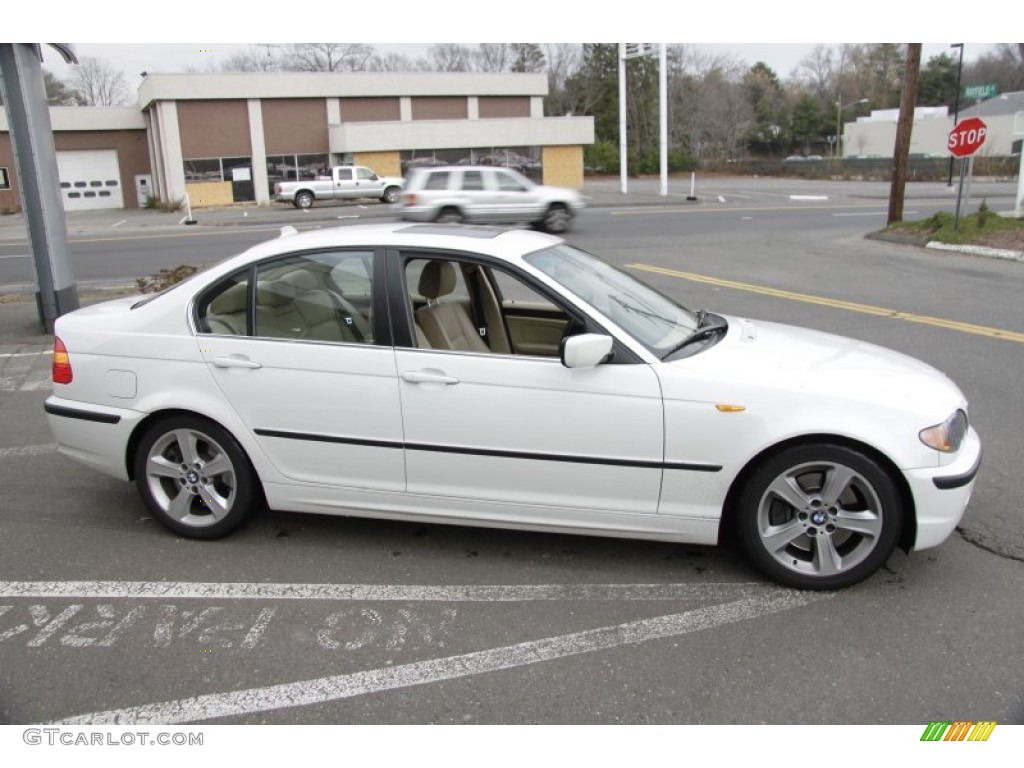 2005 3 Series 330i Sedan - Alpine White / Sand photo #4