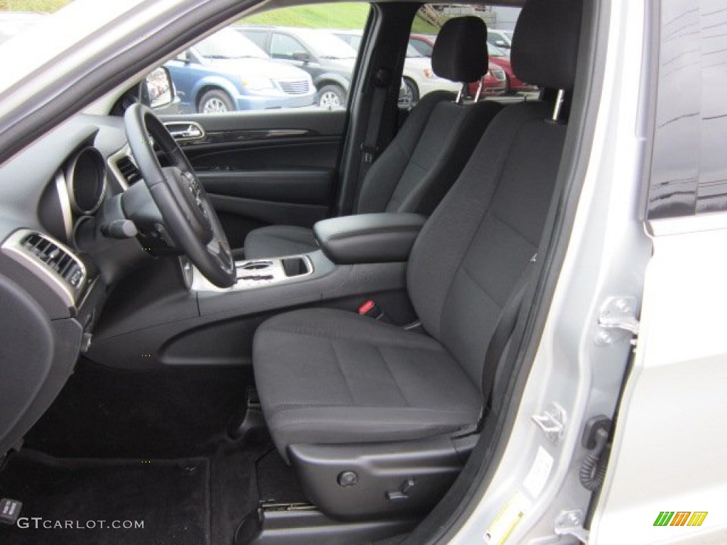 Black Interior 2011 Jeep Grand Cherokee Laredo 4x4 Photo #58383975