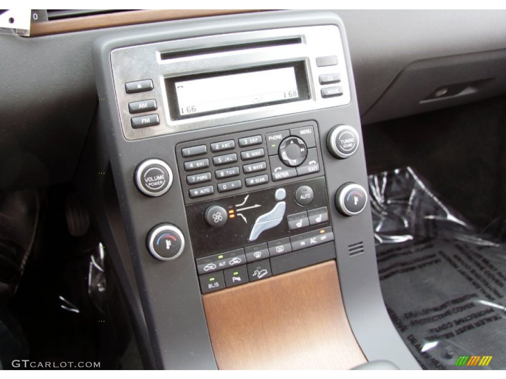2009 XC70 3.2 AWD - Caper Green Metallic / Off Black photo #16