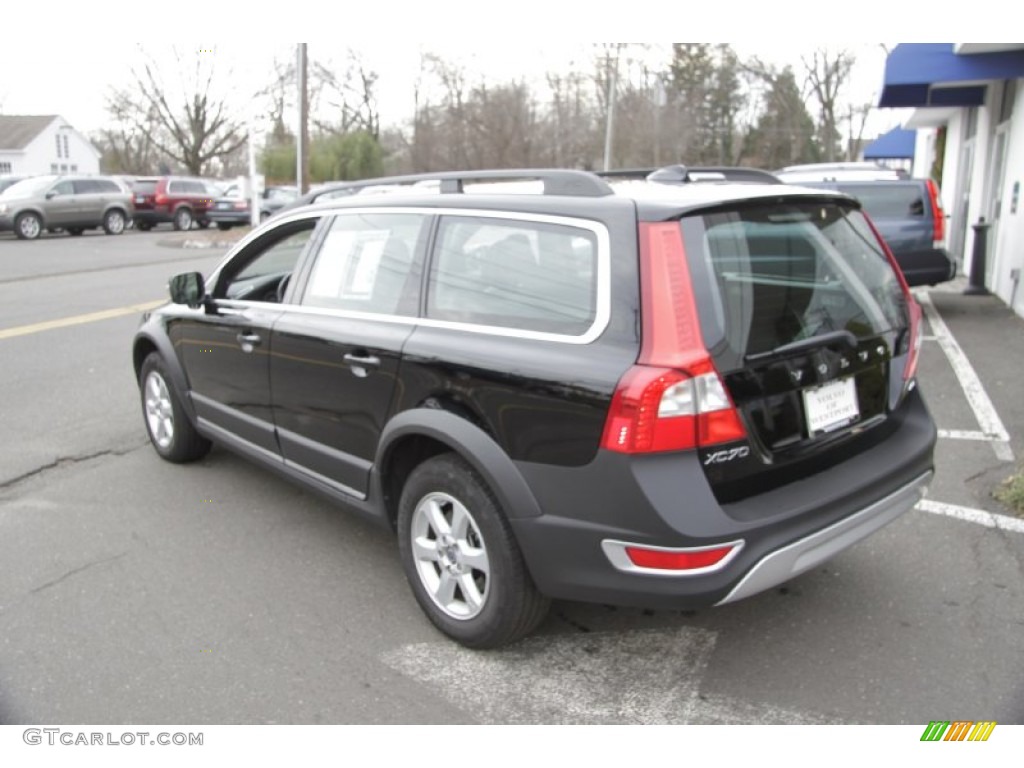 2011 XC70 3.2 AWD - Black Sapphire Metallic / Off Black photo #10