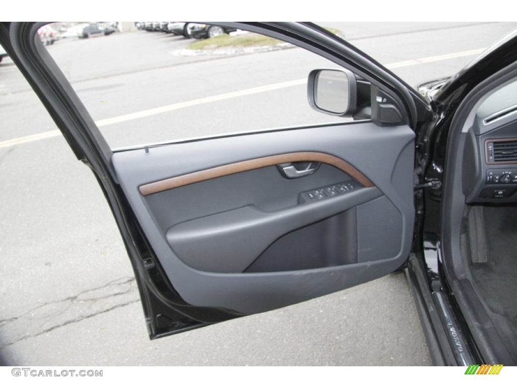 2011 Volvo XC70 3.2 AWD Off Black Door Panel Photo #58385172