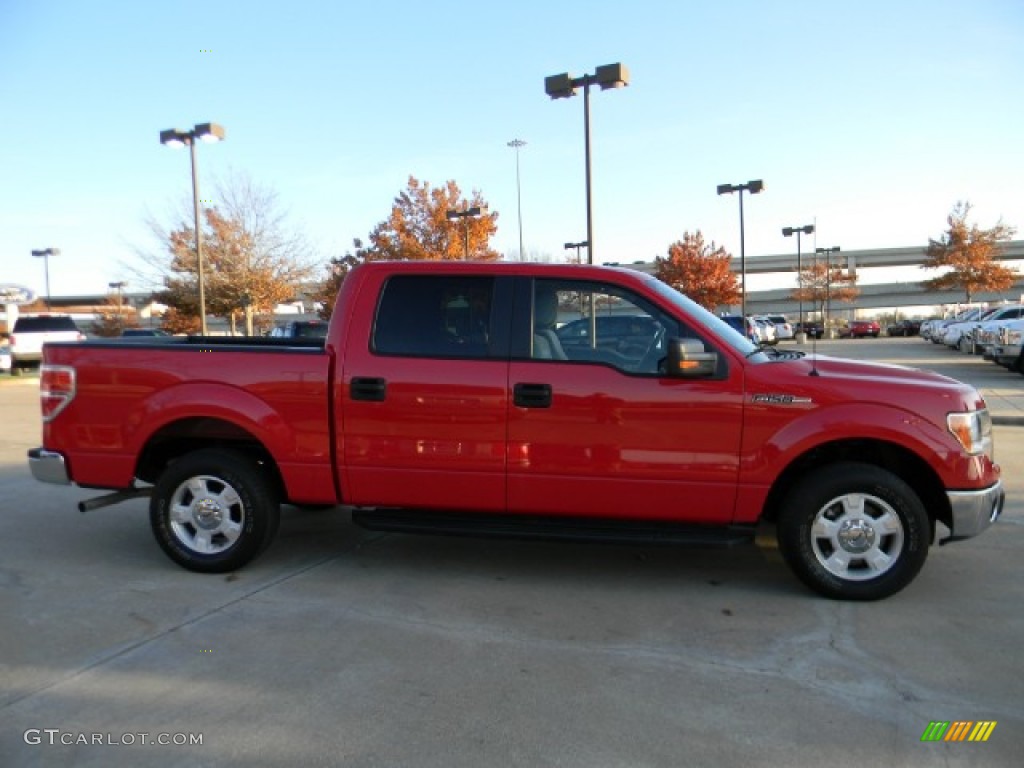 2010 F150 XLT SuperCrew - Vermillion Red / Medium Stone photo #3