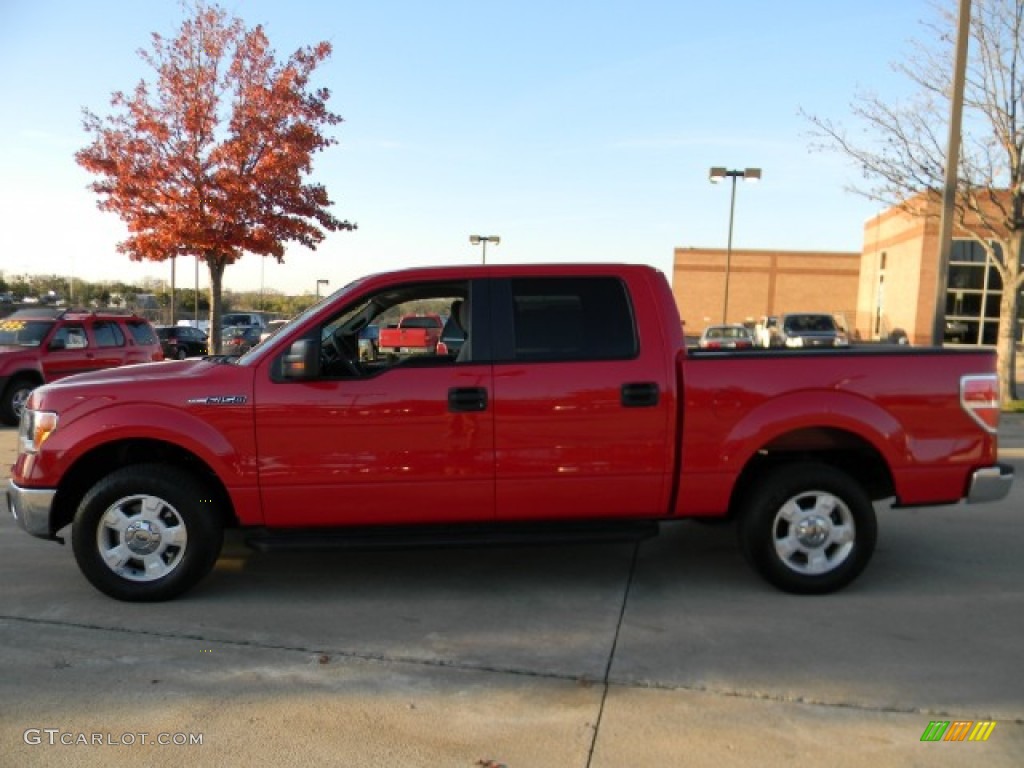 2010 F150 XLT SuperCrew - Vermillion Red / Medium Stone photo #5