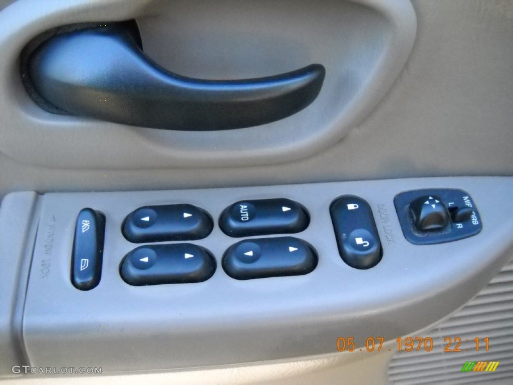 2002 F150 Lariat SuperCrew 4x4 - Dark Highland Green Metallic / Medium Parchment photo #18