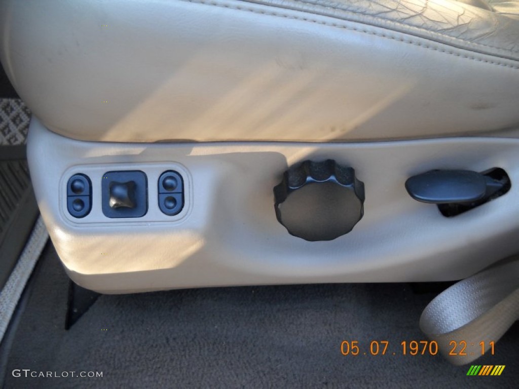 2002 F150 Lariat SuperCrew 4x4 - Dark Highland Green Metallic / Medium Parchment photo #19