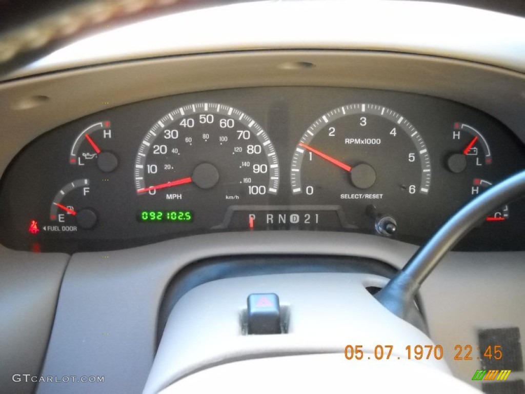 2002 F150 Lariat SuperCrew 4x4 - Dark Highland Green Metallic / Medium Parchment photo #24