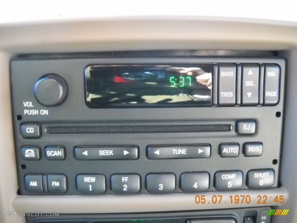 2002 F150 Lariat SuperCrew 4x4 - Dark Highland Green Metallic / Medium Parchment photo #27