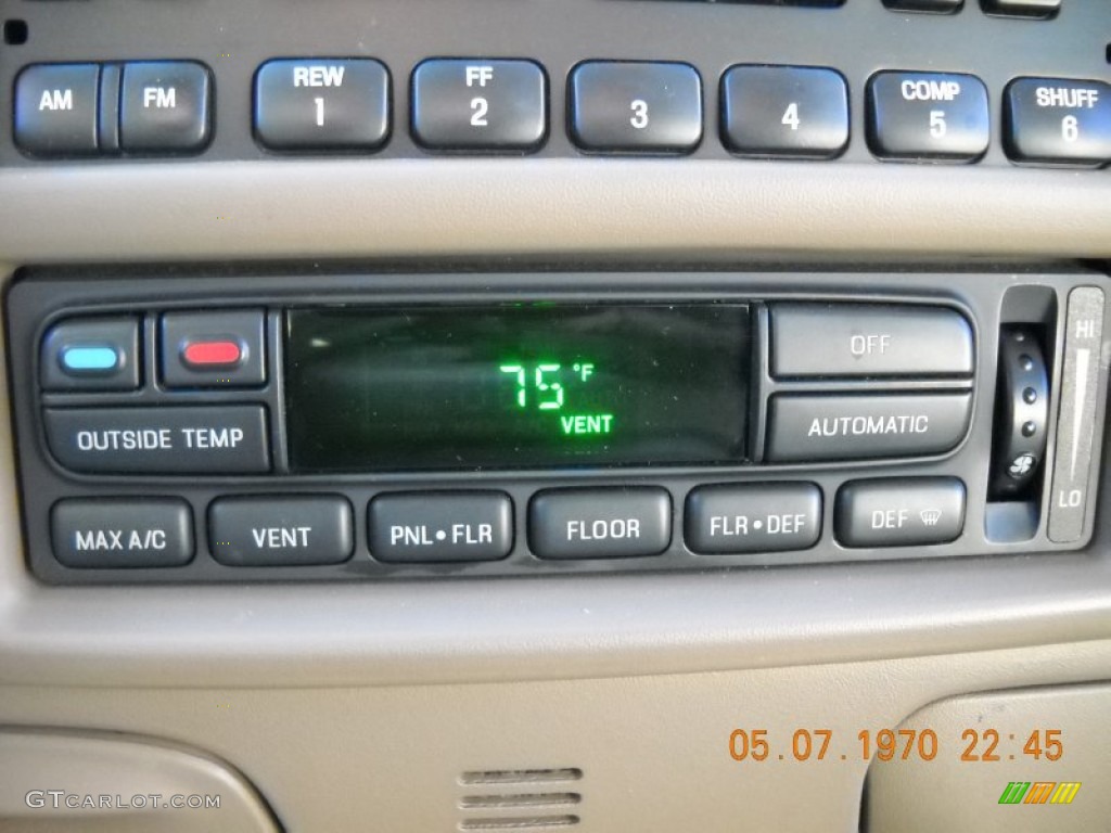 2002 F150 Lariat SuperCrew 4x4 - Dark Highland Green Metallic / Medium Parchment photo #28