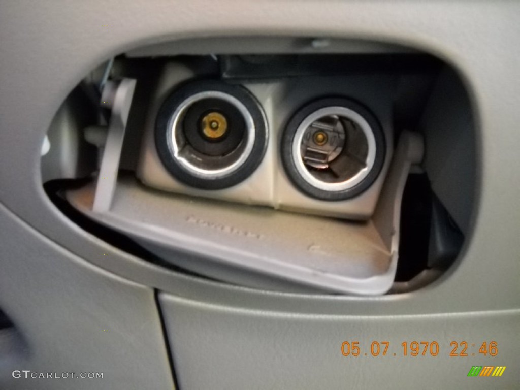 2002 F150 Lariat SuperCrew 4x4 - Dark Highland Green Metallic / Medium Parchment photo #30