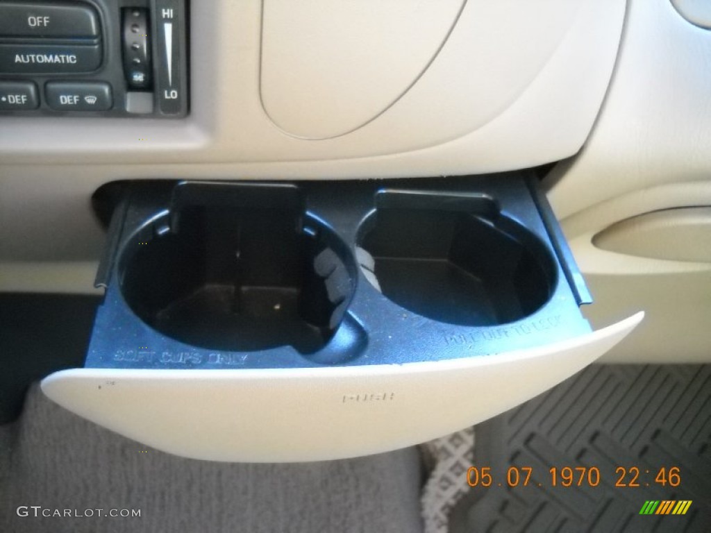 2002 F150 Lariat SuperCrew 4x4 - Dark Highland Green Metallic / Medium Parchment photo #31