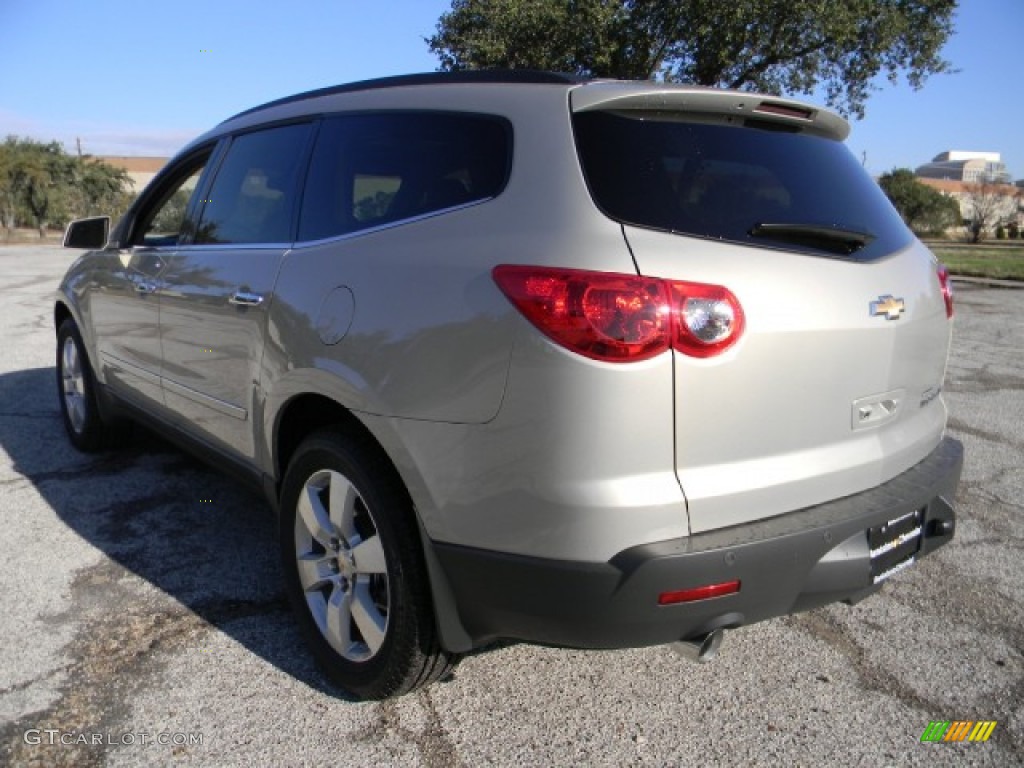 2012 Traverse LTZ - Gold Mist Metallic / Cashmere/Ebony photo #4