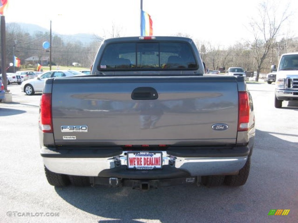 2005 F350 Super Duty Lariat Crew Cab 4x4 Dually - Dark Shadow Grey Metallic / Medium Flint photo #7