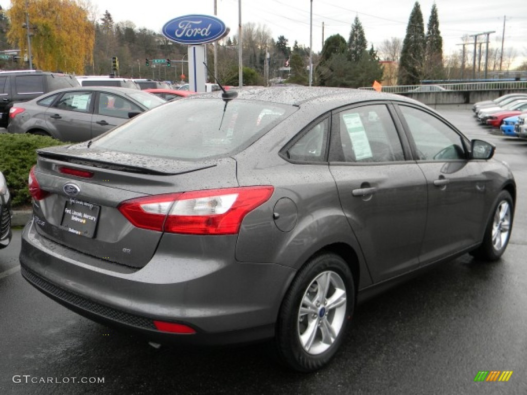 2012 Focus SE Sport Sedan - Sterling Grey Metallic / Tuscany Red Leather photo #5
