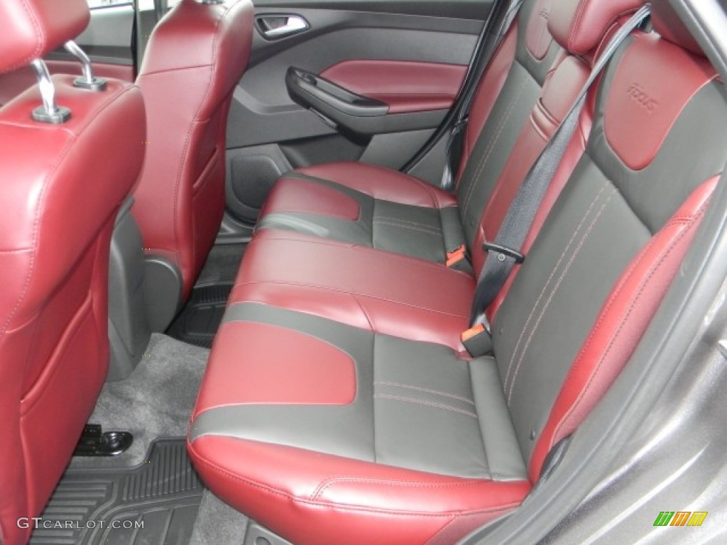 Tuscany Red Leather Interior 2012 Ford Focus SE Sport Sedan Photo #58394383