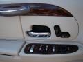 Light Parchment Gold Metallic - Town Car Executive Photo No. 19