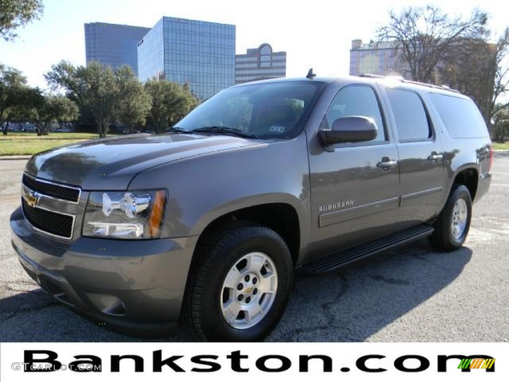 2011 Suburban LT 4x4 - Mocha Steel Metallic / Ebony photo #1