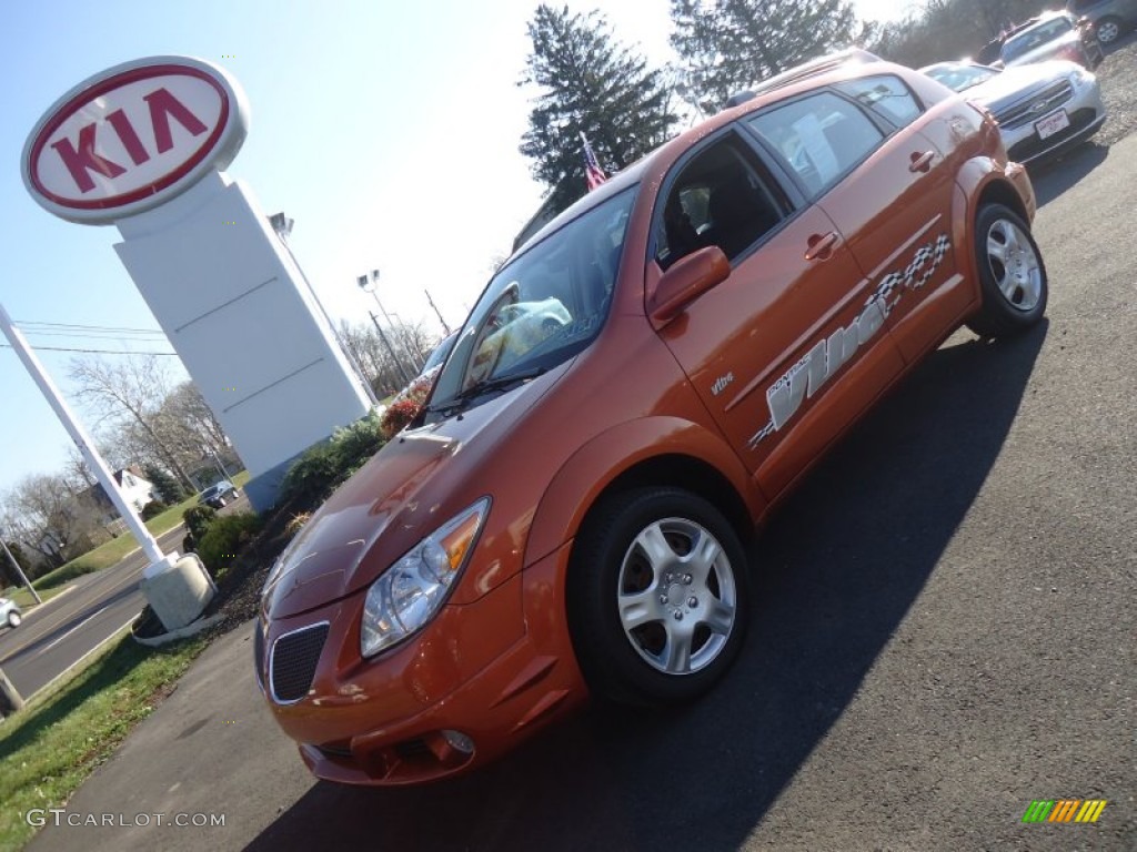 2005 Vibe  - Fusion Orange Metallic / Graphite photo #1