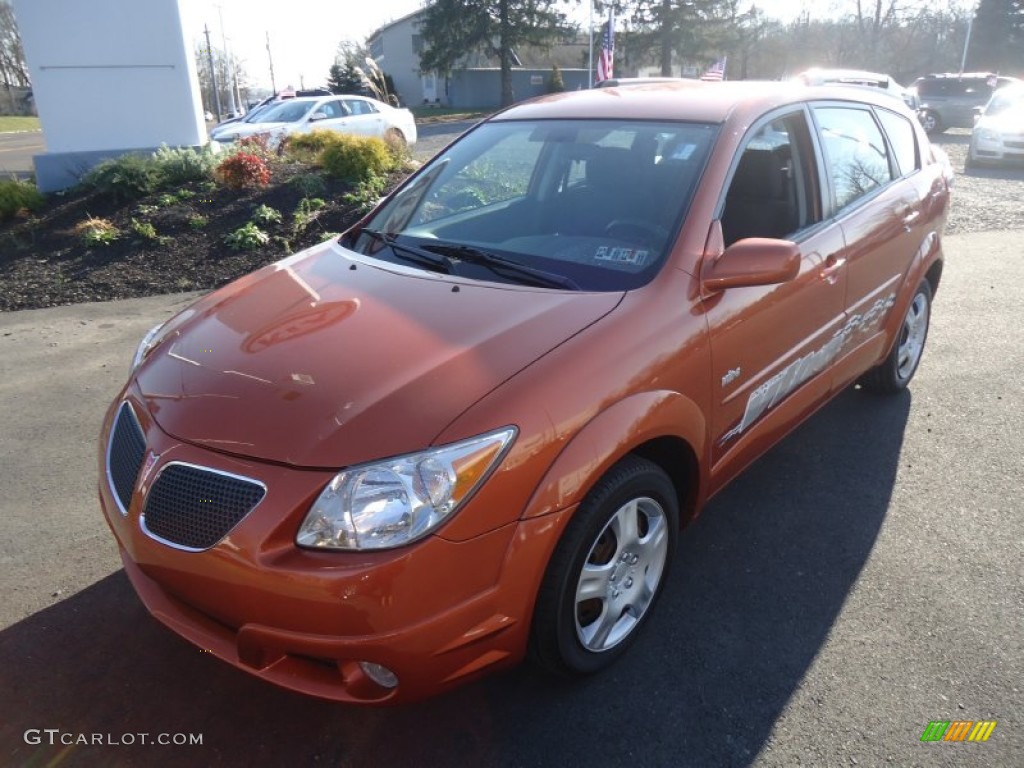 2005 Vibe  - Fusion Orange Metallic / Graphite photo #2