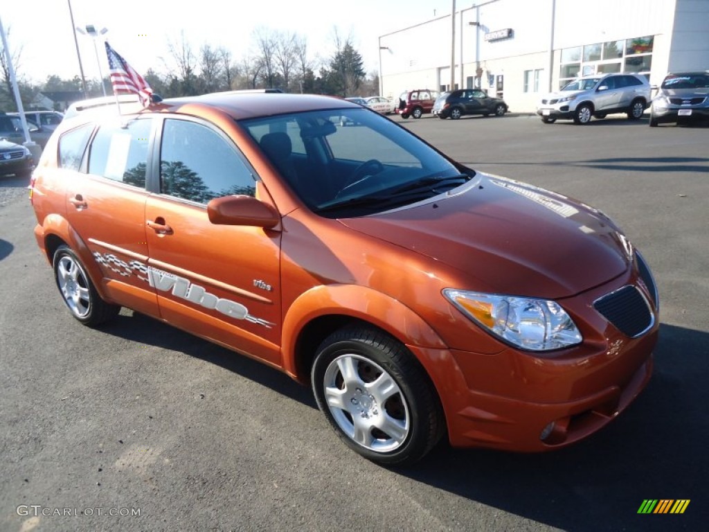 2005 Vibe  - Fusion Orange Metallic / Graphite photo #4