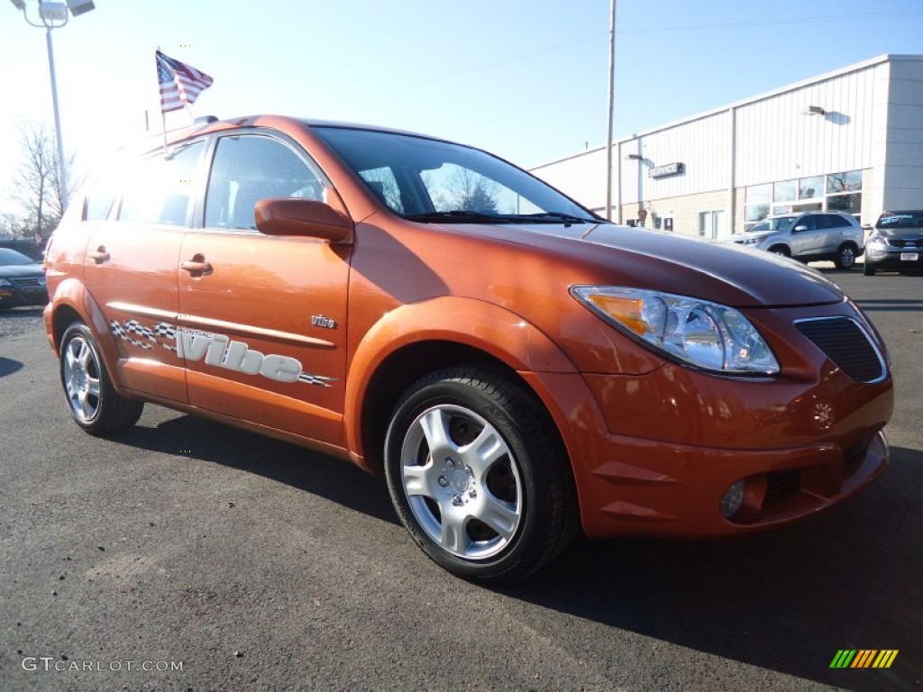 2005 Vibe  - Fusion Orange Metallic / Graphite photo #5