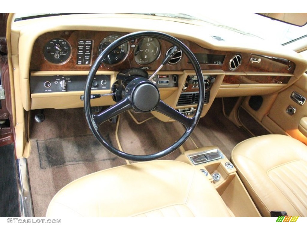 1981 Rolls-Royce Silver Spur Standard Silver Spur Model Tan Dashboard Photo #58398751