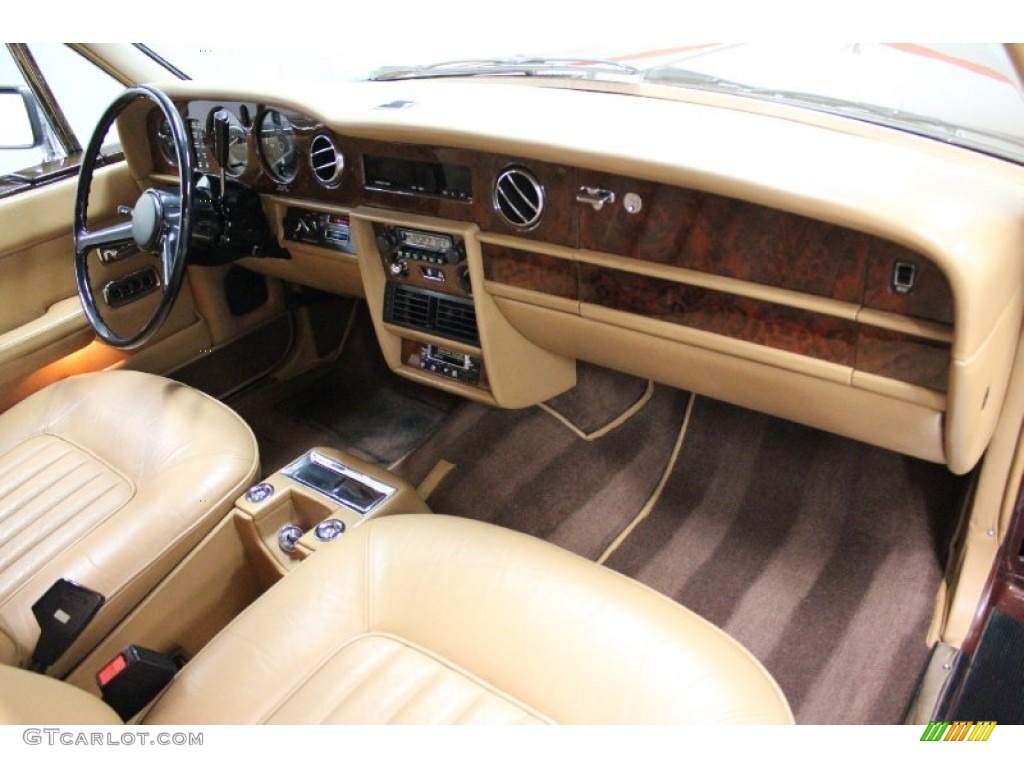1981 Rolls-Royce Silver Spur Standard Silver Spur Model Tan Dashboard Photo #58398903