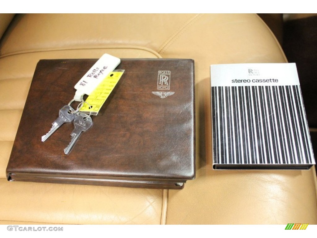 1981 Rolls-Royce Silver Spur Standard Silver Spur Model Books/Manuals Photo #58398911